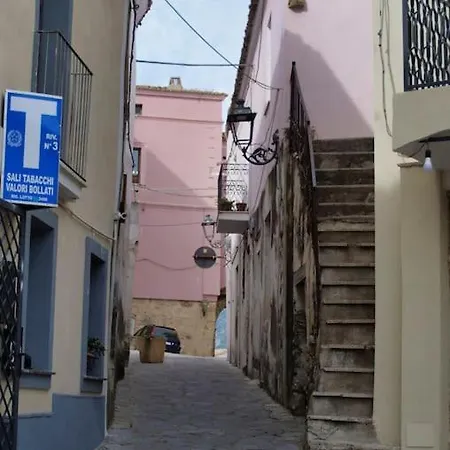 Tre Terre In Centro Storico * 로세토 카포 스풀리코